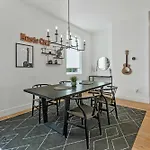 Charming Gulch Retreat - Skyline Perfection