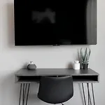 Apartment Landing - Inglewood Nashville