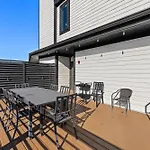 Apartment Only 4 Miles To Broadway With Free Parking And Tvs In Bedrooms Nashville