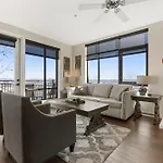 Cityview 220 * Nashville