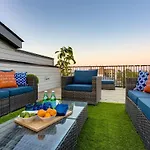 2 Side By Side Homes With Rooftops