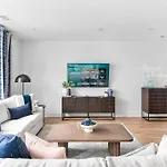 Rooftop Hot Tub Fire Pit 6br Near Broadway