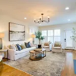 Walk To 12 South Getaway With Outdoor Dining! Nashville