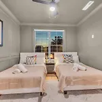 New 2 Luxe Townhomes With Rooftops Sleeps 24 * Nashville