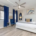 Holiday home Luxurious Downtown 2 Bedroom 2 Bath With Views 1m Nashville