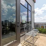 View 621 Holiday home