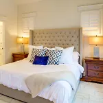 Walk To 12 South Getaway With Outdoor Dining!