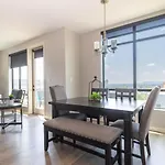 Cityview 604 Holiday home
