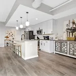 Luxurious Downtown-2 Bed 2 Bath Corner 2m