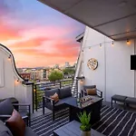 2 Adjacent Luxury Homes Rooftop Decks & Game Holiday home