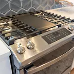 Two Luxury Homes Hot Tub Fire Pit Views Holiday home Nashville