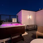 Two Luxury Homes Hot Tub Fire Pit Views Holiday home