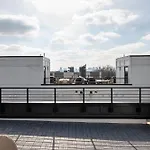 Holiday home Rooftop Hot Tub Fire Pit 6br Near Broadway *