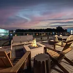 Two Luxury Homes Hot Tub Fire Pit Views Holiday home