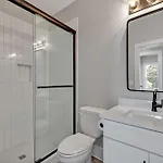 Holiday home Double Treble - 2 Townhomes - Private Rooftops Nashville