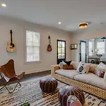 Wings House Holiday home Nashville