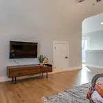 Restin' Retreat Holiday home *