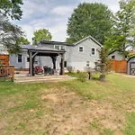 Old Hickory Hideout: Charming Apt W/ Deck!