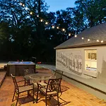 New Playground Hot Tub Games And Broadway Buzz * Nashville