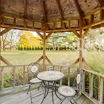 Holiday home Music-themed Family Home! 13 Mi To Dtwn *