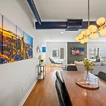 Walk & Bike-stunning Natural Light! 13 Mins To Downtown *
