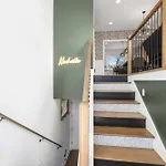 Emerald Overlook - Skyline Views & Rooftop Patio *