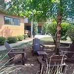 Walk & Bike-stunning Natural Light! 13 Mins To Downtown Nashville