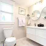 Casa Azul King Beds Close To Broadway Hot Tub Holiday home