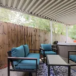Casa Azul King Beds Close To Broadway Hot Tub Nashville