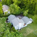 Holiday home New Playground Hot Tub Games And Broadway Buzz Nashville