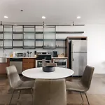 Aparthotel The Reserve, By Oliver