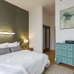Holiday home Artsy Extended Retreat Downtown *