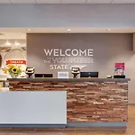 Hampton Inn & Suites By Hilton Nashville North Skyline
