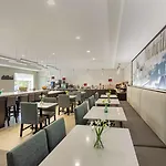 Western Executive Residency Antioch Hotel