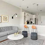 Sonder By Marriott Bonvoy Belcourt Hillsboro Village Aparthotel Nashville