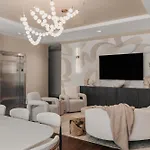 Starr Piano - Highball And Bellamy - 8 Bedroom *