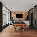 Starr Piano - Highball And Bellamy - 8 Bedroom Holiday home