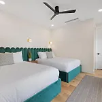 The Chestnut - Brand New Rooftop Skyline Views Holiday home Nashville
