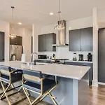 Holiday home Luxury - The Gulch - Private Rooftop *
