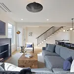The Ashford - Brand New Gem Walk To Weho Holiday home Nashville