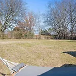 Cozy Ranch Retreat-large Deck & Yard-10 Mins To Downtown Holiday home