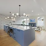 Holiday home The Ashford - Brand New Gem Walk To Weho *