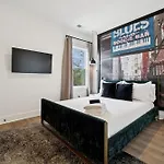 New Nash Modern Luxurious Space W Rooftop Views Nashville