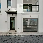 Luxury - The Gulch - Private Rooftop *