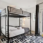 New Nash Modern Luxurious Space W Rooftop Views * Nashville