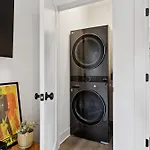 Holiday home New Nash Modern Luxurious Space W Rooftop Views Nashville