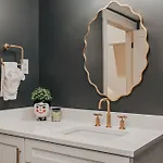 Starr Piano - Roxie And Carraway - 8 Bedrooms