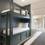 The Ashford - Brand New Gem Walk To Weho *