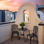 Printer's Alley Vibes Rooftop Fire Deck Karaoke * Nashville
