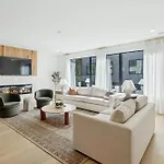 Getaway Rooftop Views & Modern Comfort * Nashville
